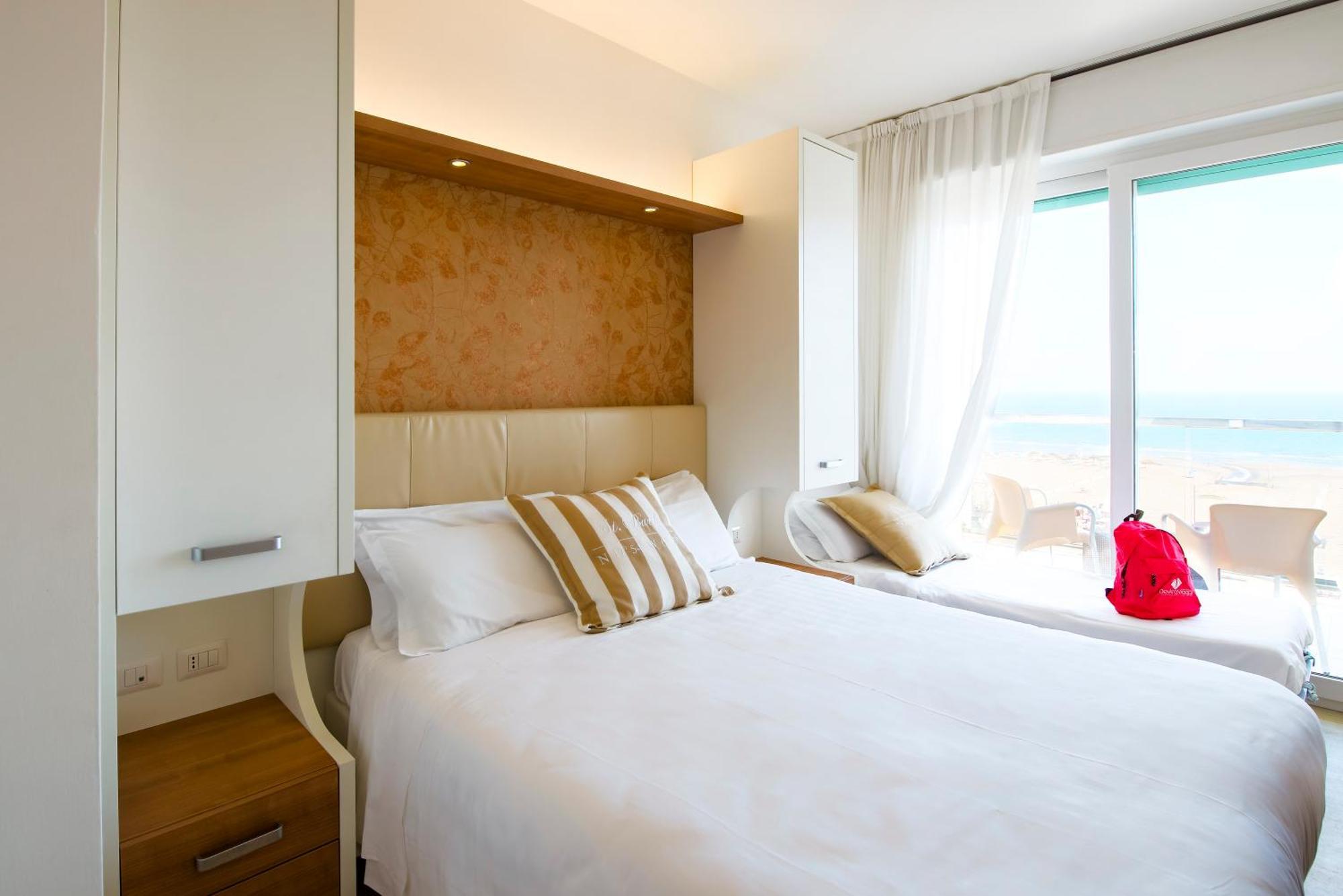 Eurhotel ريميني المظهر الخارجي الصورة