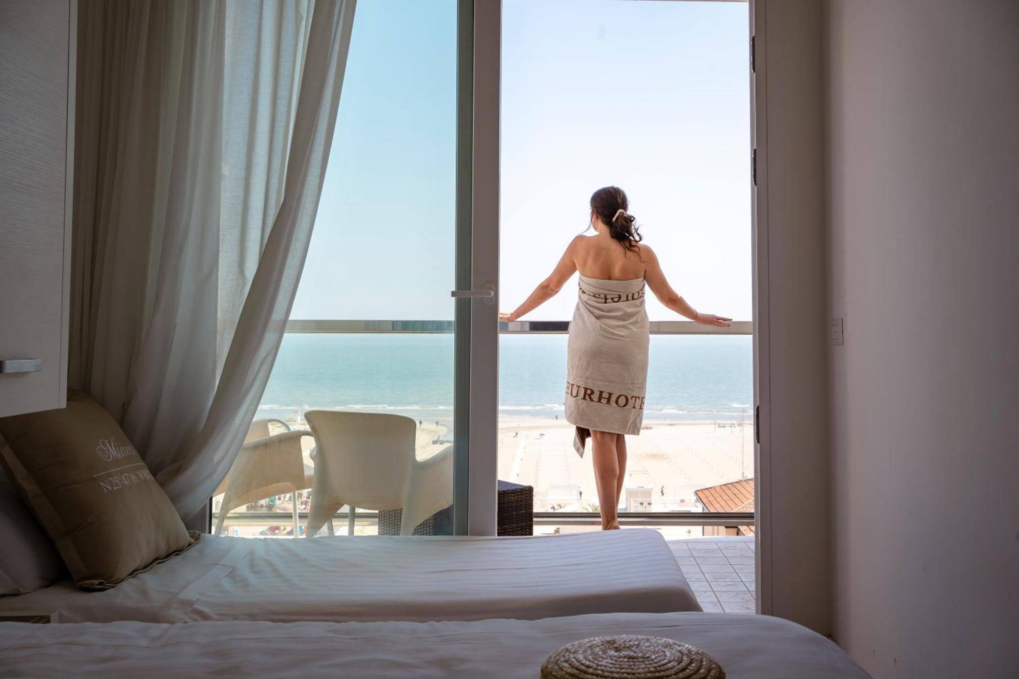 Eurhotel ريميني المظهر الخارجي الصورة