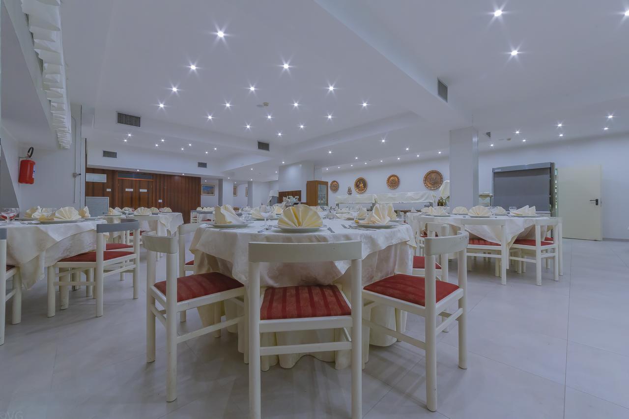 Eurhotel ريميني المظهر الخارجي الصورة
