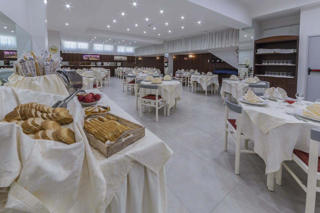 Eurhotel ريميني المظهر الخارجي الصورة