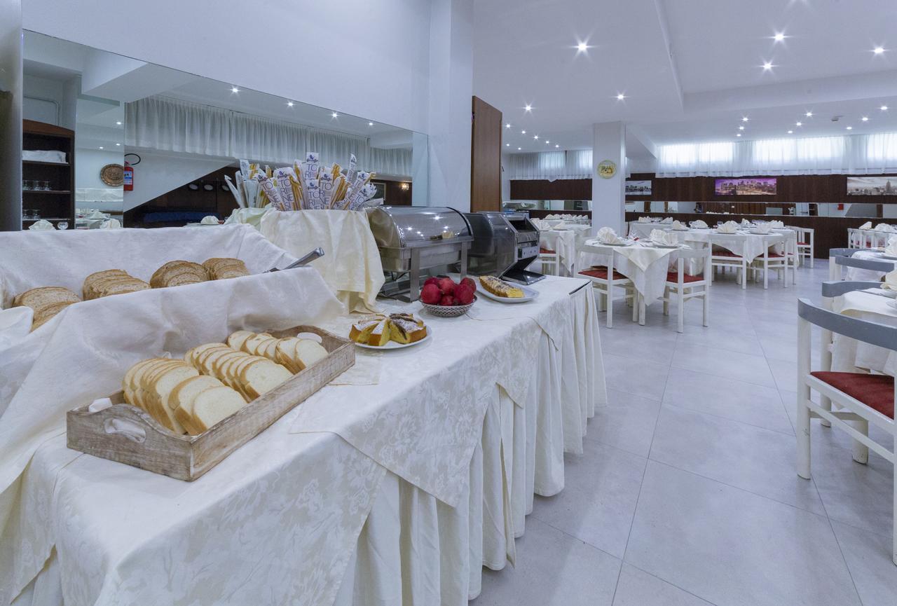 Eurhotel ريميني المظهر الخارجي الصورة
