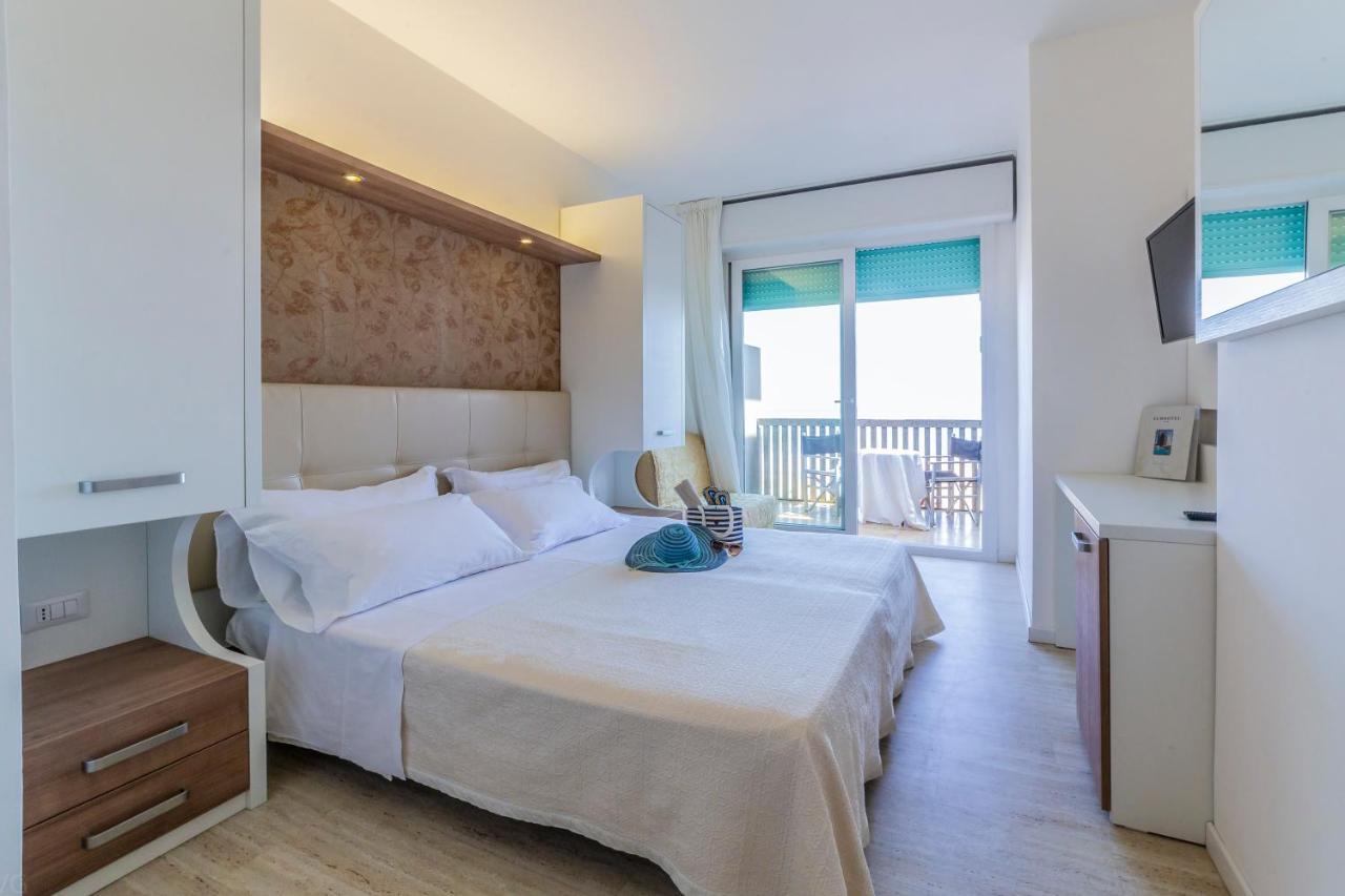 Eurhotel ريميني المظهر الخارجي الصورة