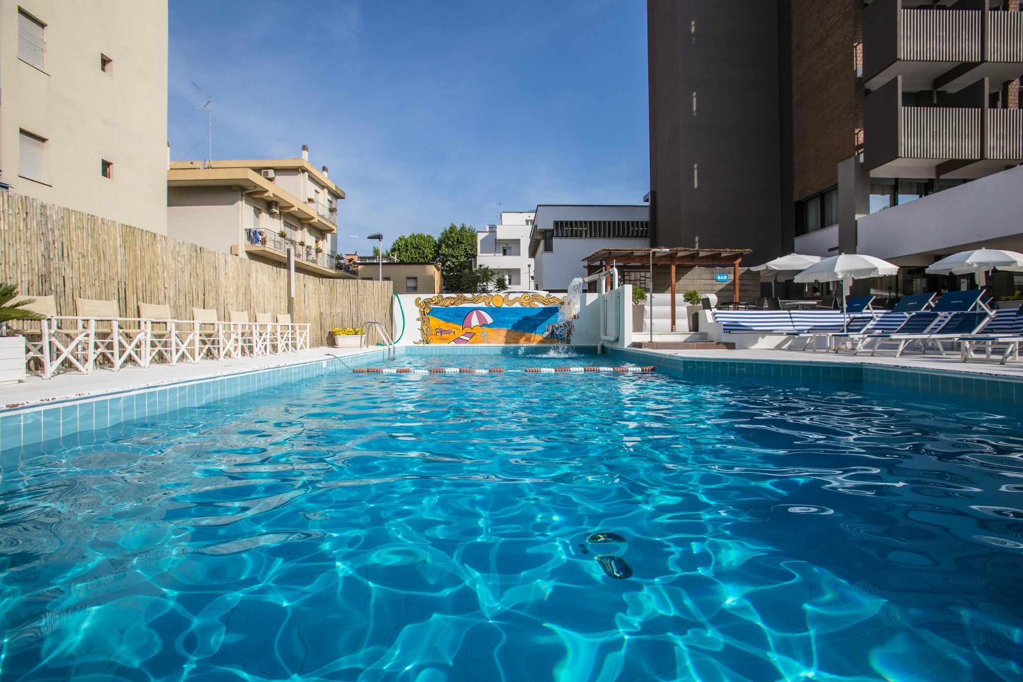 Eurhotel ريميني المظهر الخارجي الصورة